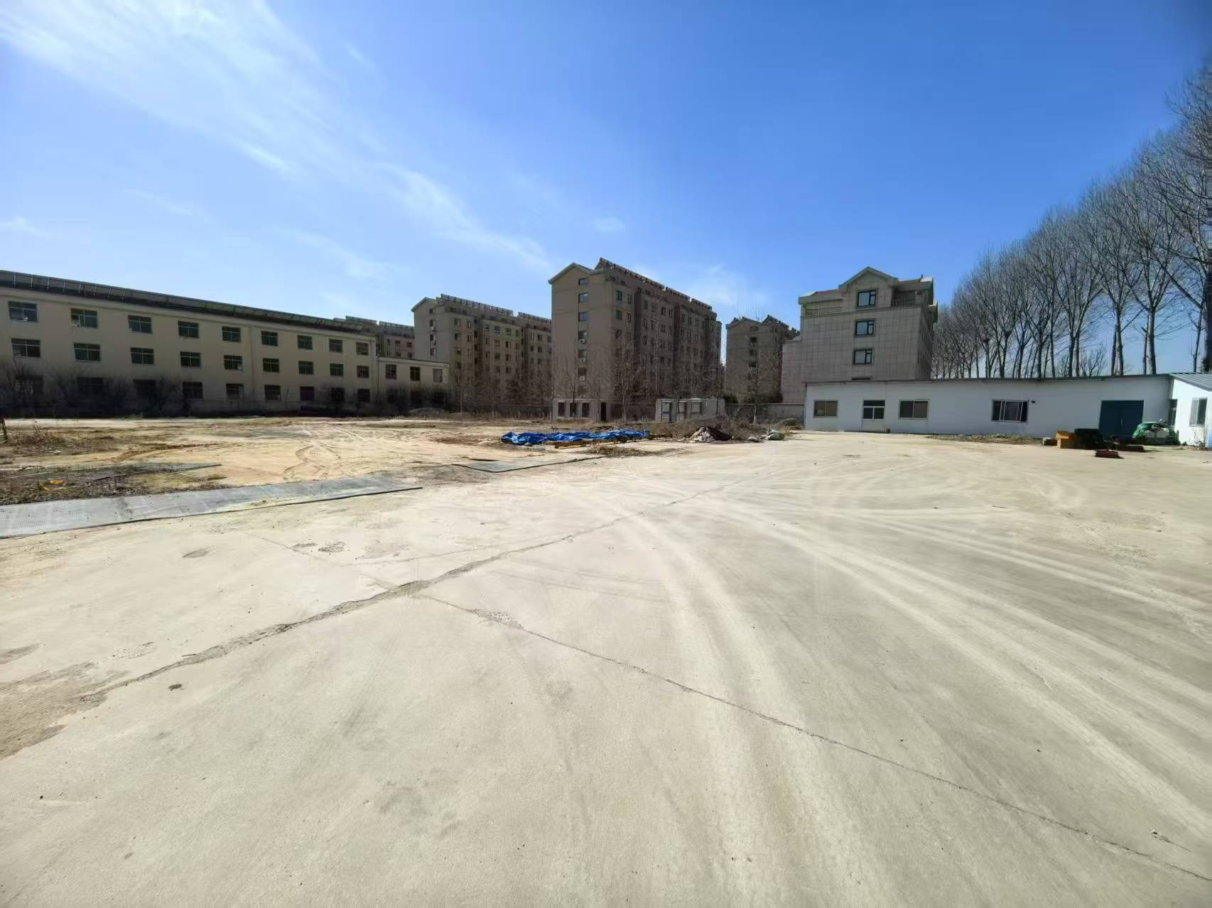 文登開發(fā)區(qū)廣州路東首倉庫、露天場地租賃